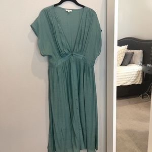 Kori Green dress large